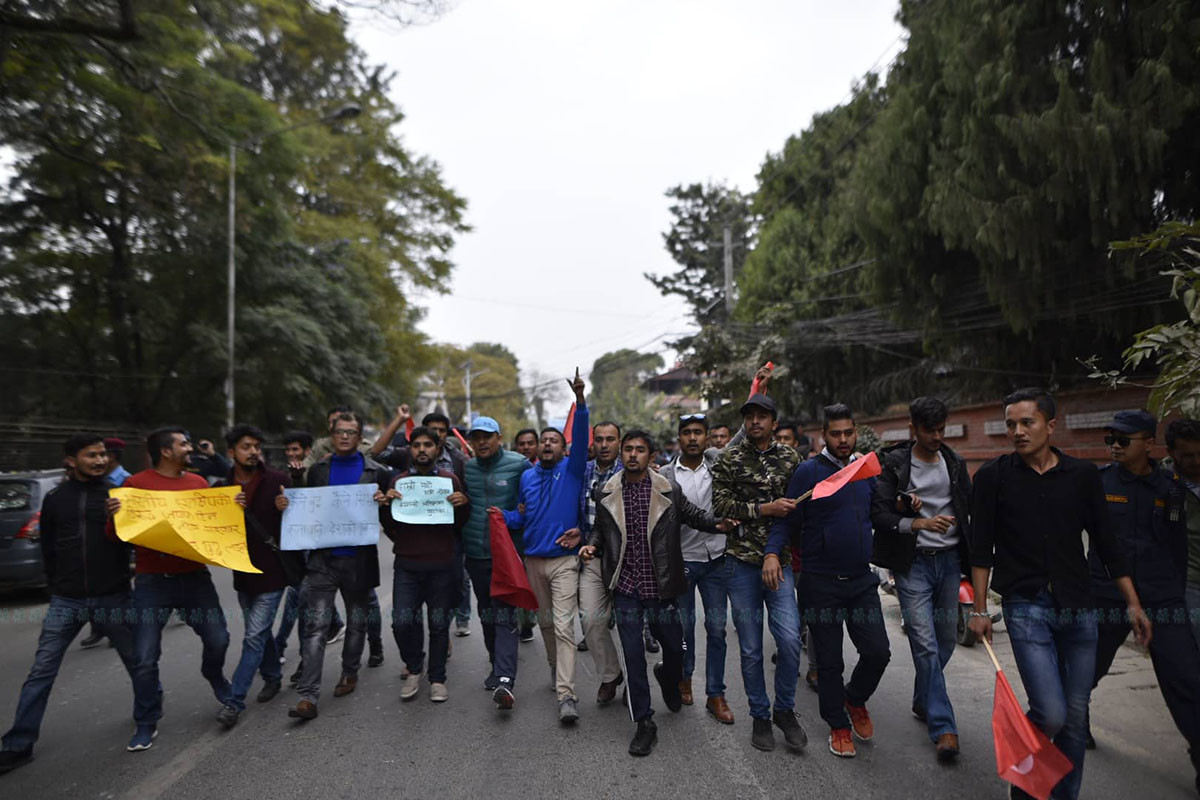 https://raracms.setopati.com/uploads/shares/2019/01/sujita/raally/rally (1).jpg